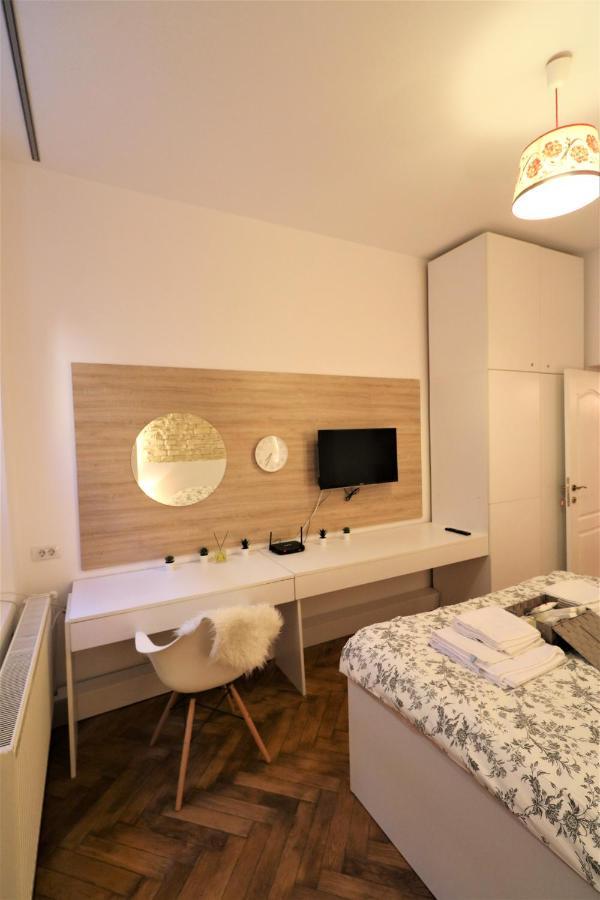 Cozy Old Town - Free Minibar Appartamento Bucarest